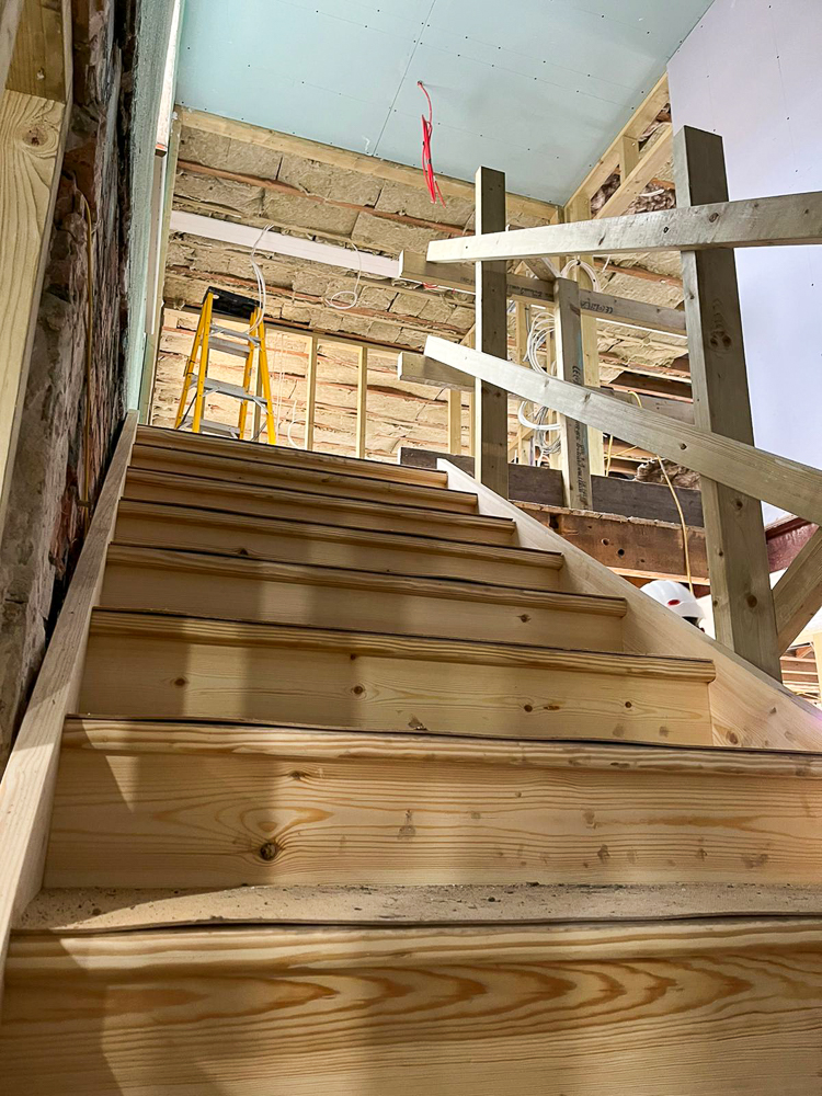 PHOTO 2022 03 18 17 18 40