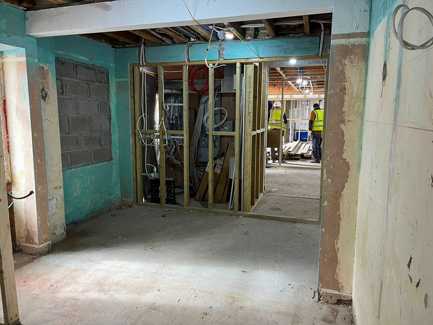 PHOTO 2022 03 18 17 18 41